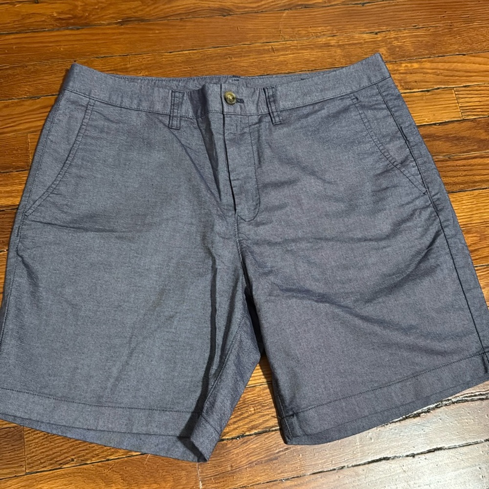 Bonobos shorts, size 33